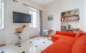Appartement Claudia - Central - Very Close To Sea - Calm - Ac